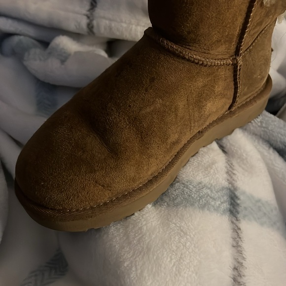 Ugg w mini Bailey bow size 6 - Picture 4 of 6